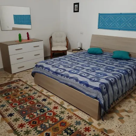 Bene Ennidhos House - Centro Storico Apartment *