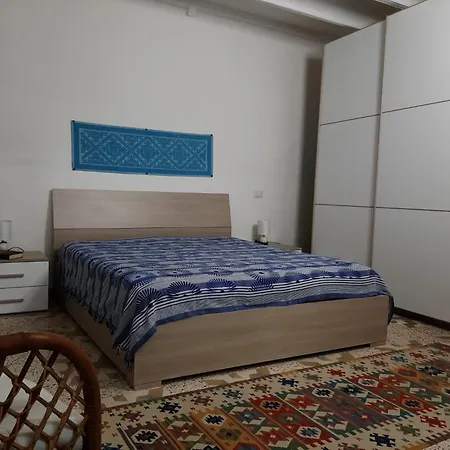 Bene Ennidhos House - Centro Storico Apartment Alghero