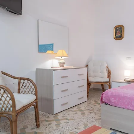 Bene Ennidhos House - Centro Storico Daire